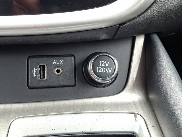 Used 2018 Nissan Murano SV image 25