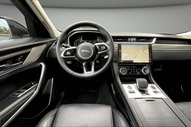 Used 2023 Jaguar F-PACE S AWD/4WD image 10