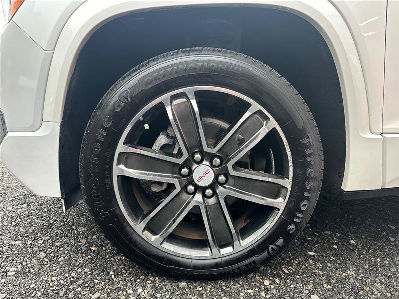 Used 2017 GMC Acadia Denali w/ Technology Package FWD image 13