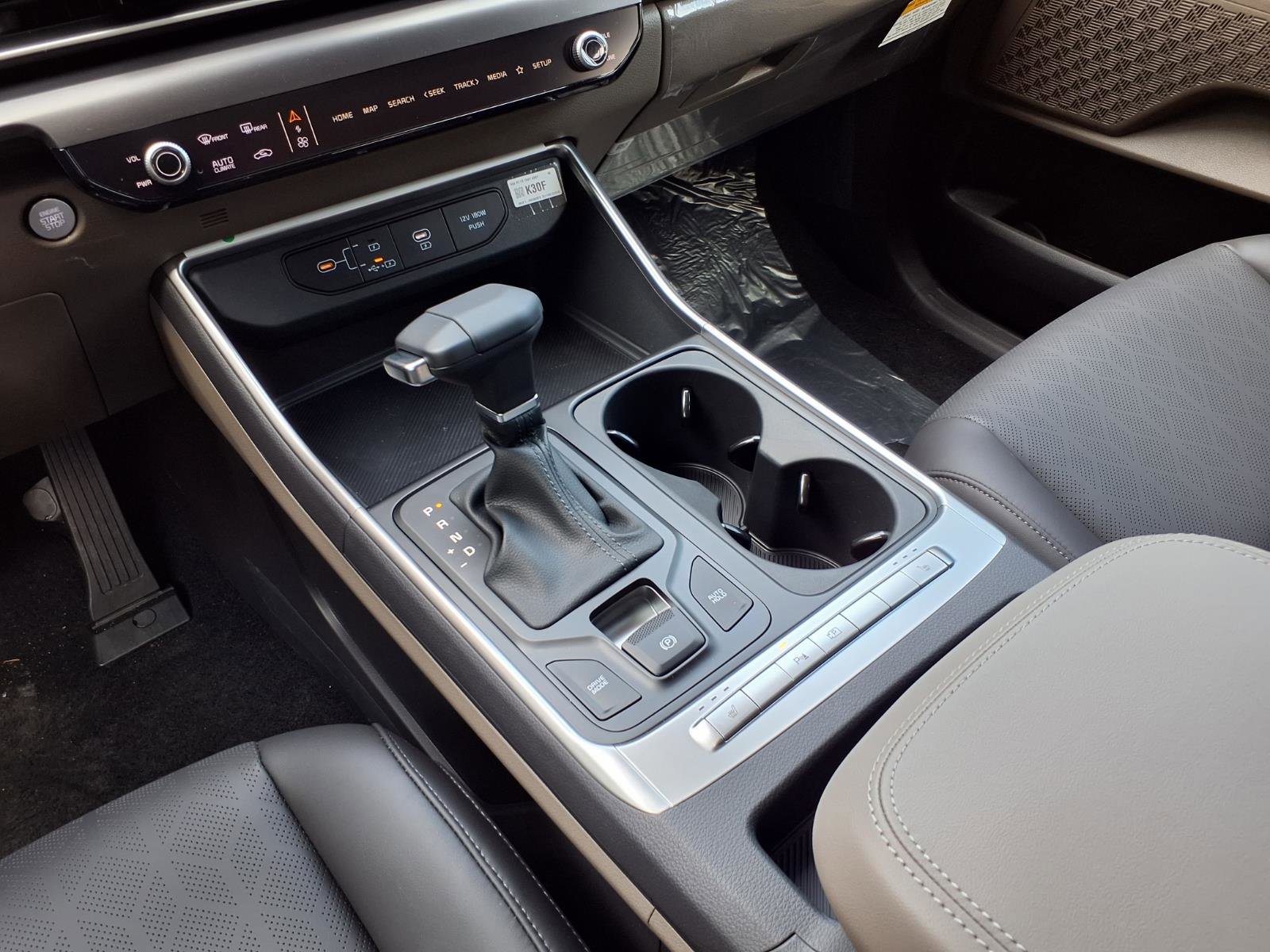 New 2026 Kia Carnival image 9