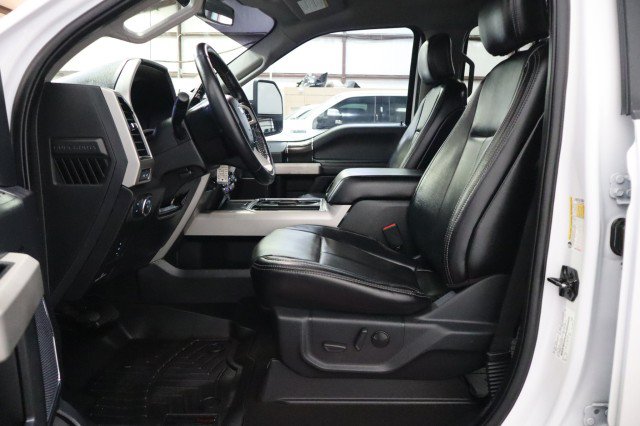 Used 2020 Ford F250 Lariat w/ Lariat Value Package AWD/4WD image 6