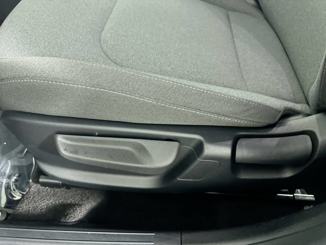 New 2026 Kia K4 FWD image 14