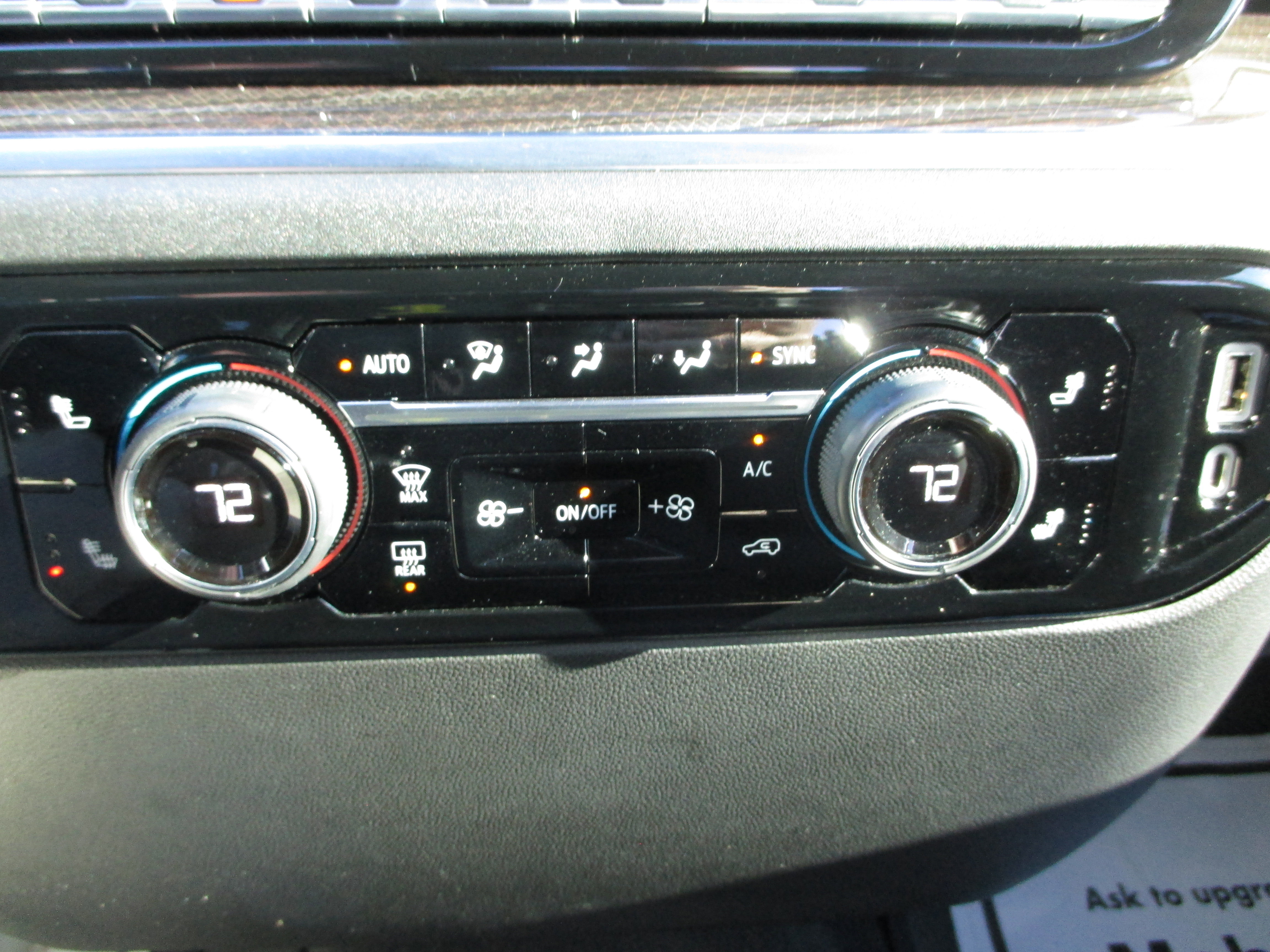 Used 2022 Chevrolet Silverado 1500 LT Trail Boss w/ Protection Package image 17