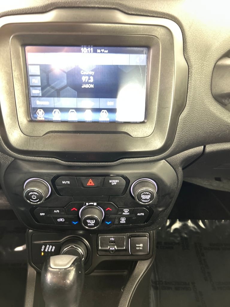 Used 2020 Jeep Renegade Limited w/ Safety and Security Group image 14