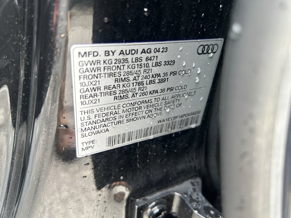 Used 2023 Audi Q8 Premium Plus AWD/4WD image 33