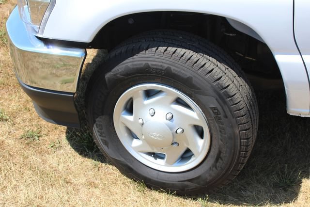 Used 2026 Ford E-350 and Econoline 350 Super Duty w/ Power Equipment Group RWD image 25