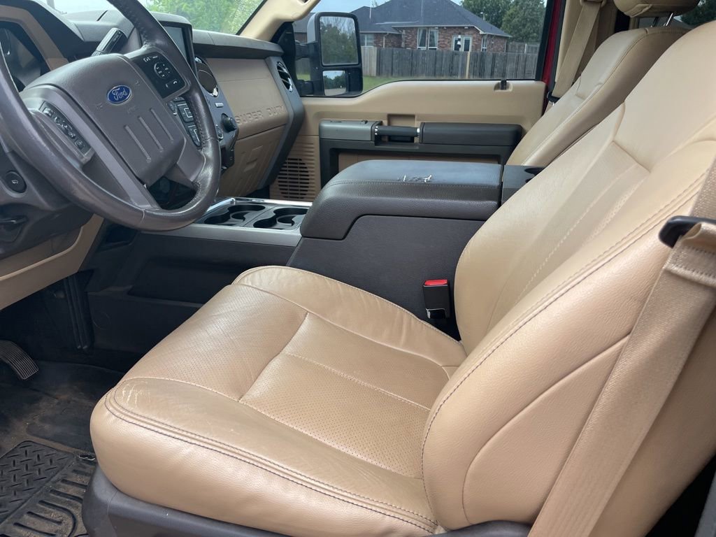Used 2016 Ford F250 Lariat w/ Lariat Ultimate Package AWD/4WD image 9
