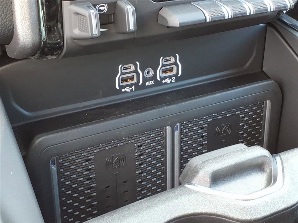 New 2026 RAM 2500 Laramie w/ Night Edition image 27