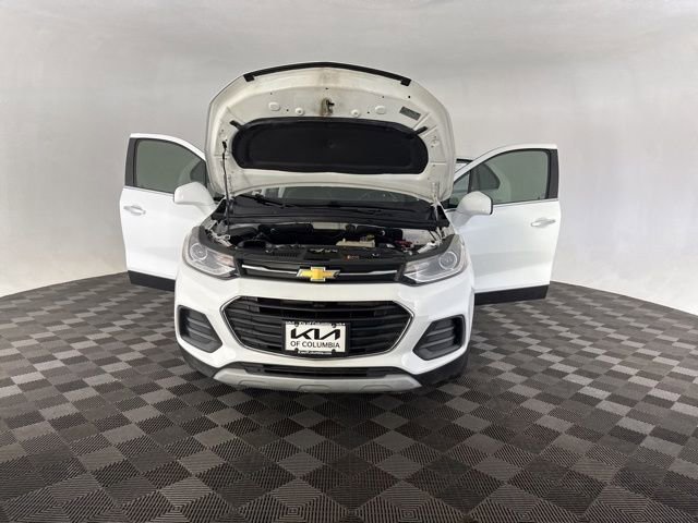 Used 2019 Chevrolet Trax LT w/ LT Convenience Package image 13