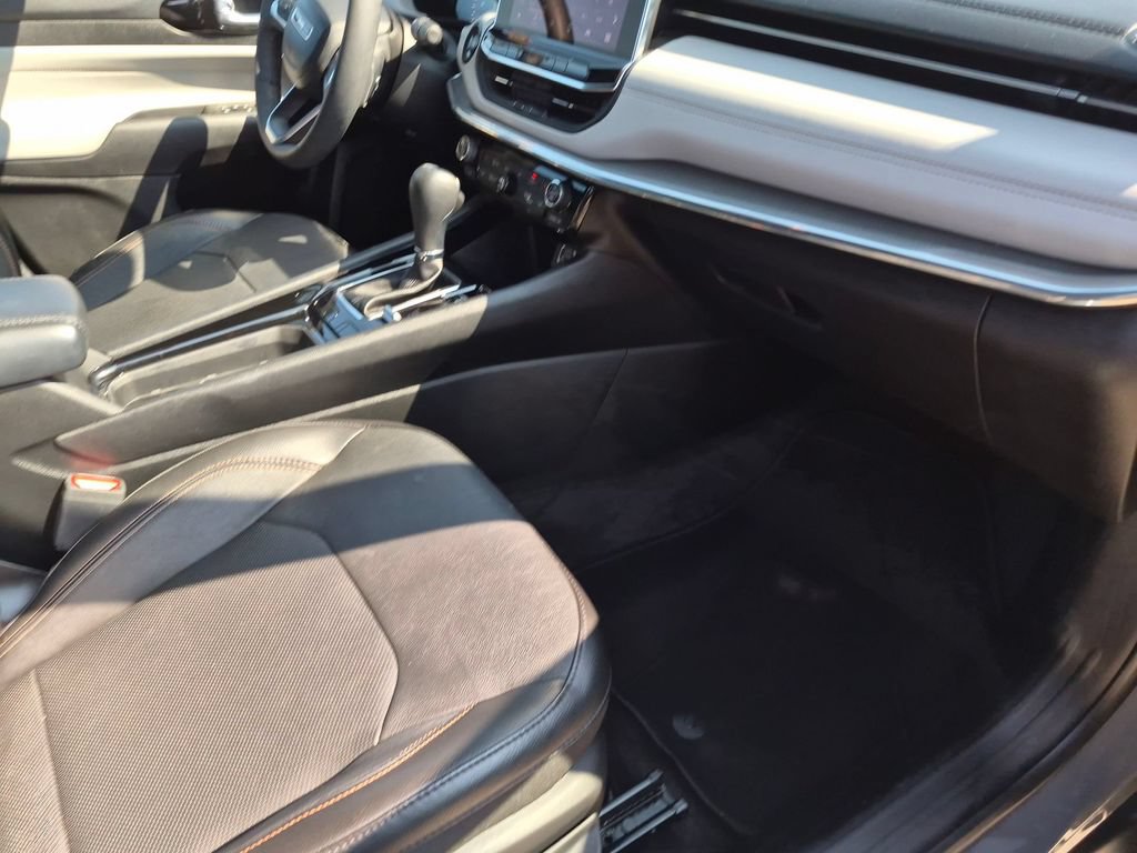 Used 2023 Jeep Compass Limited AWD/4WD image 27