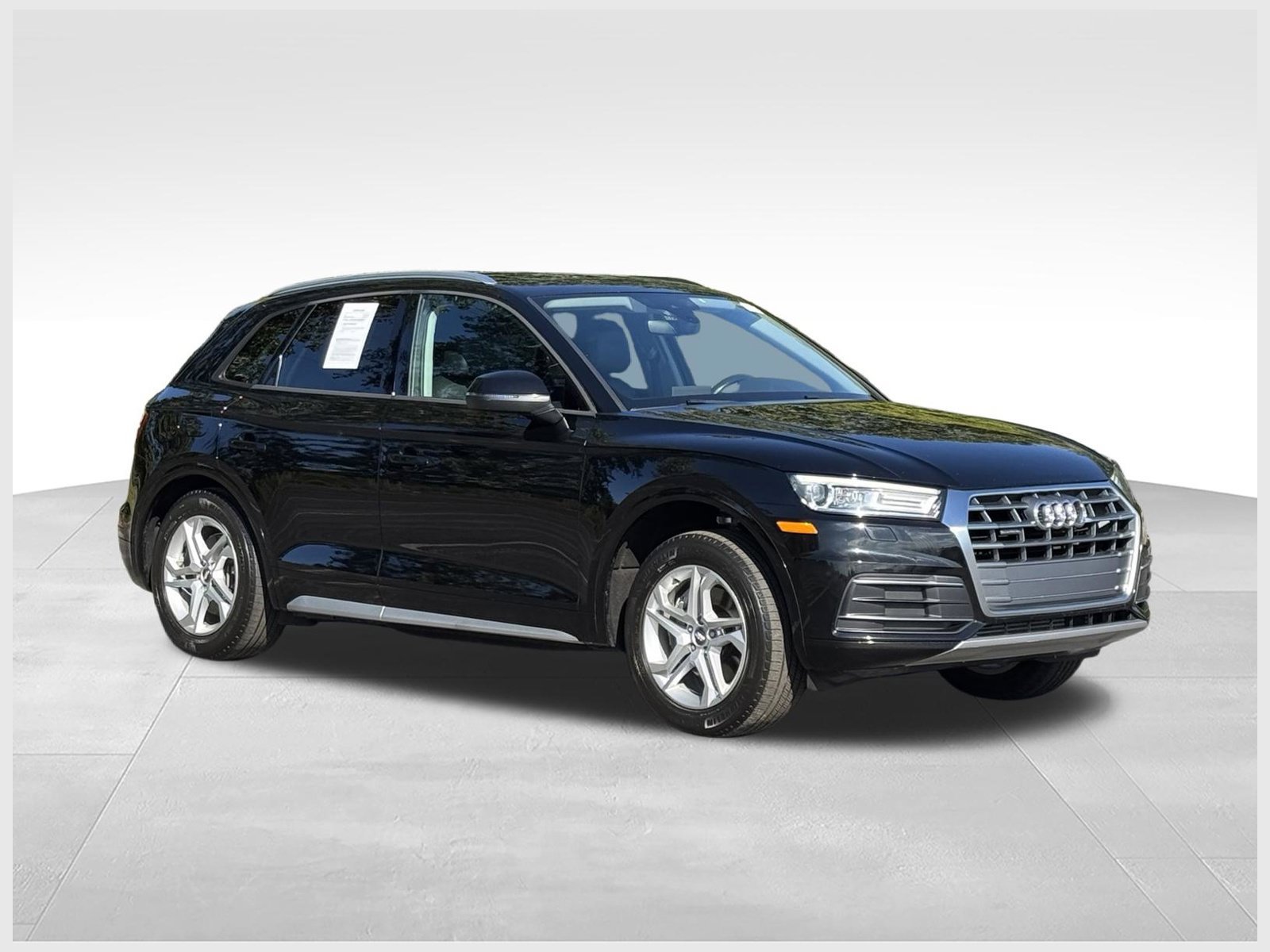 Used 2018 Audi Q5 2.0T Premium w/ Convenience Package AWD/4WD image 1