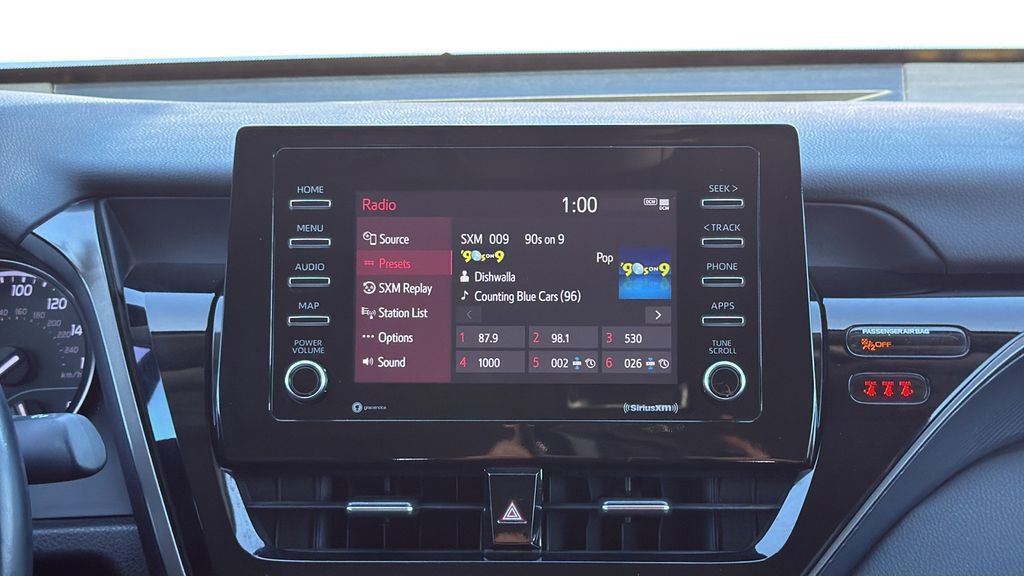 Used 2023 Toyota Camry SE image 20