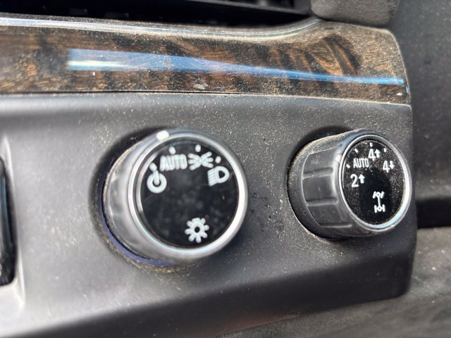 Used 2016 Cadillac Escalade Platinum AWD/4WD image 14
