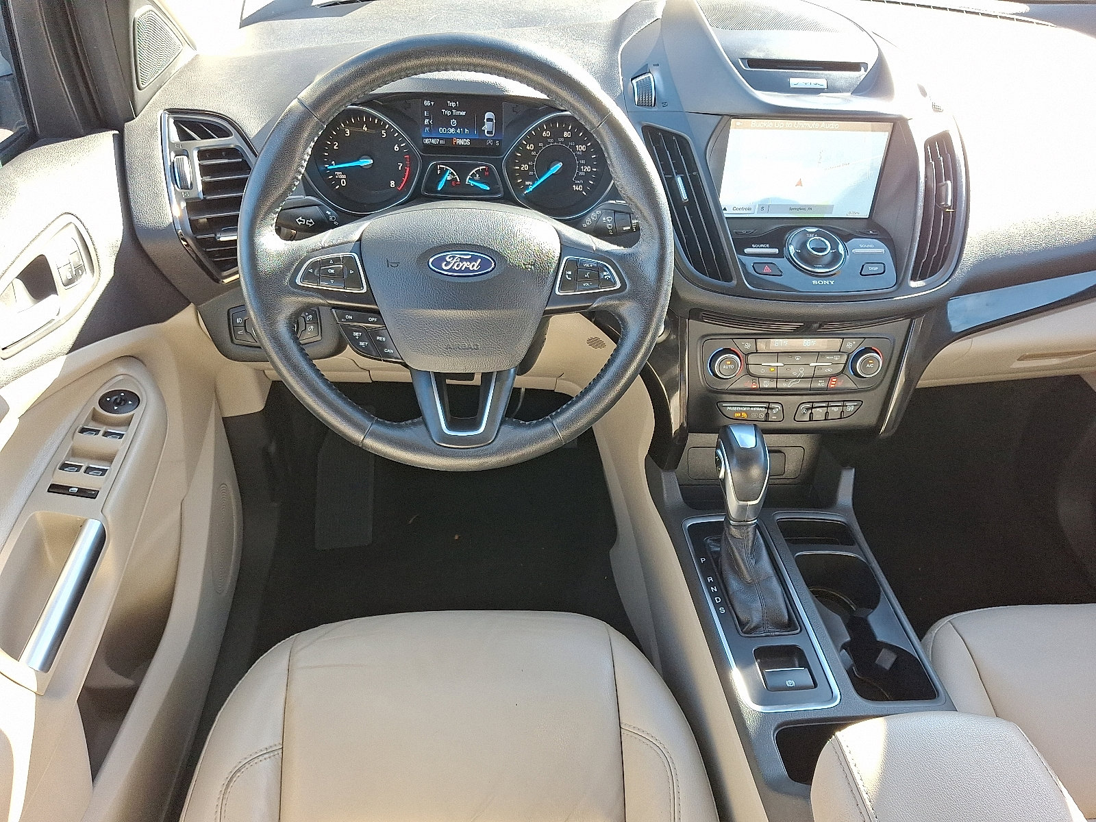 Used 2018 Ford Escape Titanium image 12