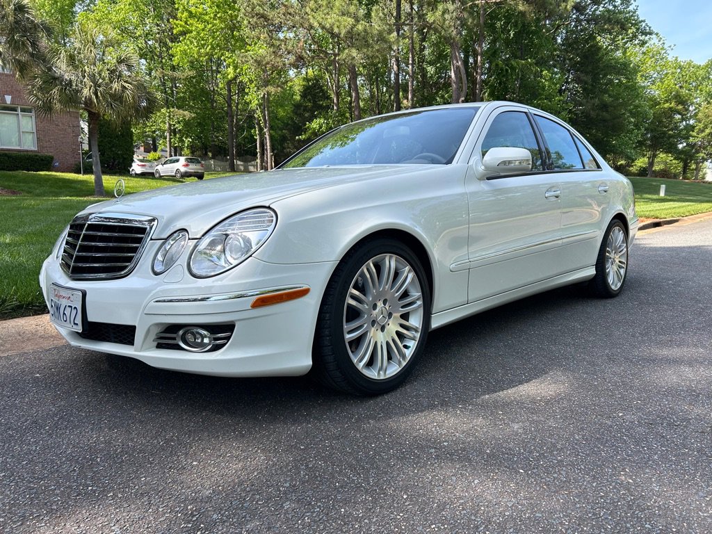 Used 2007 Mercedes-Benz E 350 Sedan w/ Premium Pkg 1