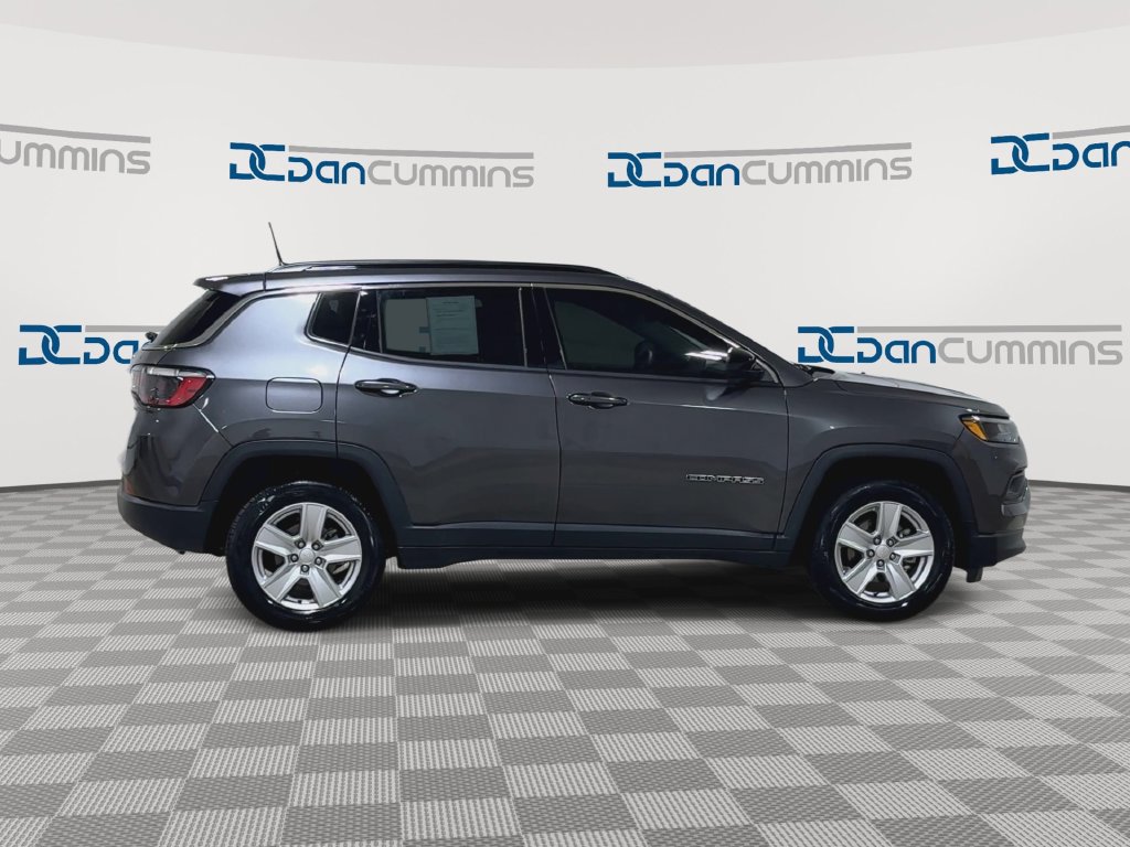 Used 2022 Jeep Compass Latitude AWD/4WD image 9