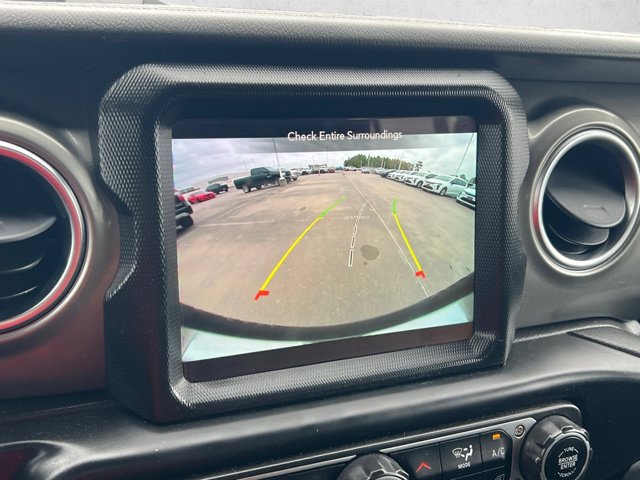 Used 2023 Jeep Wrangler Unlimited Sahara w/ Cold Weather Group AWD/4WD image 14