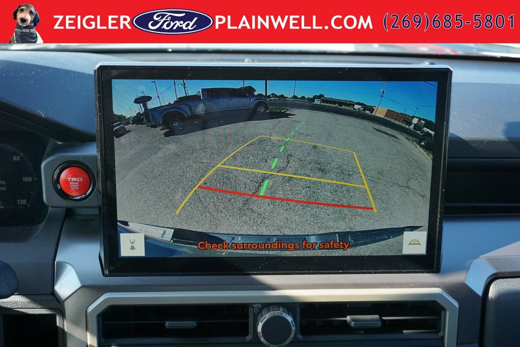 Used 2025 Toyota Tacoma TRD Off-Road AWD/4WD image 18