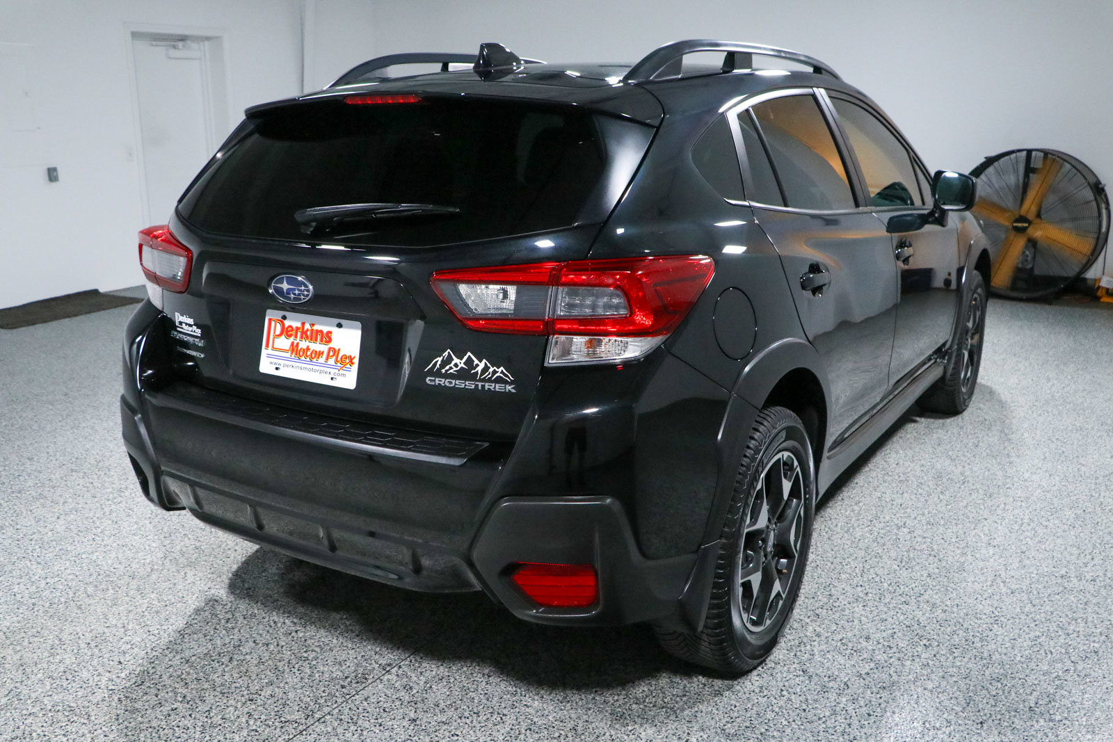 Used 2020 Subaru Crosstrek 2.0i Premium w/ Moonroof Package 1 AWD/4WD image 7