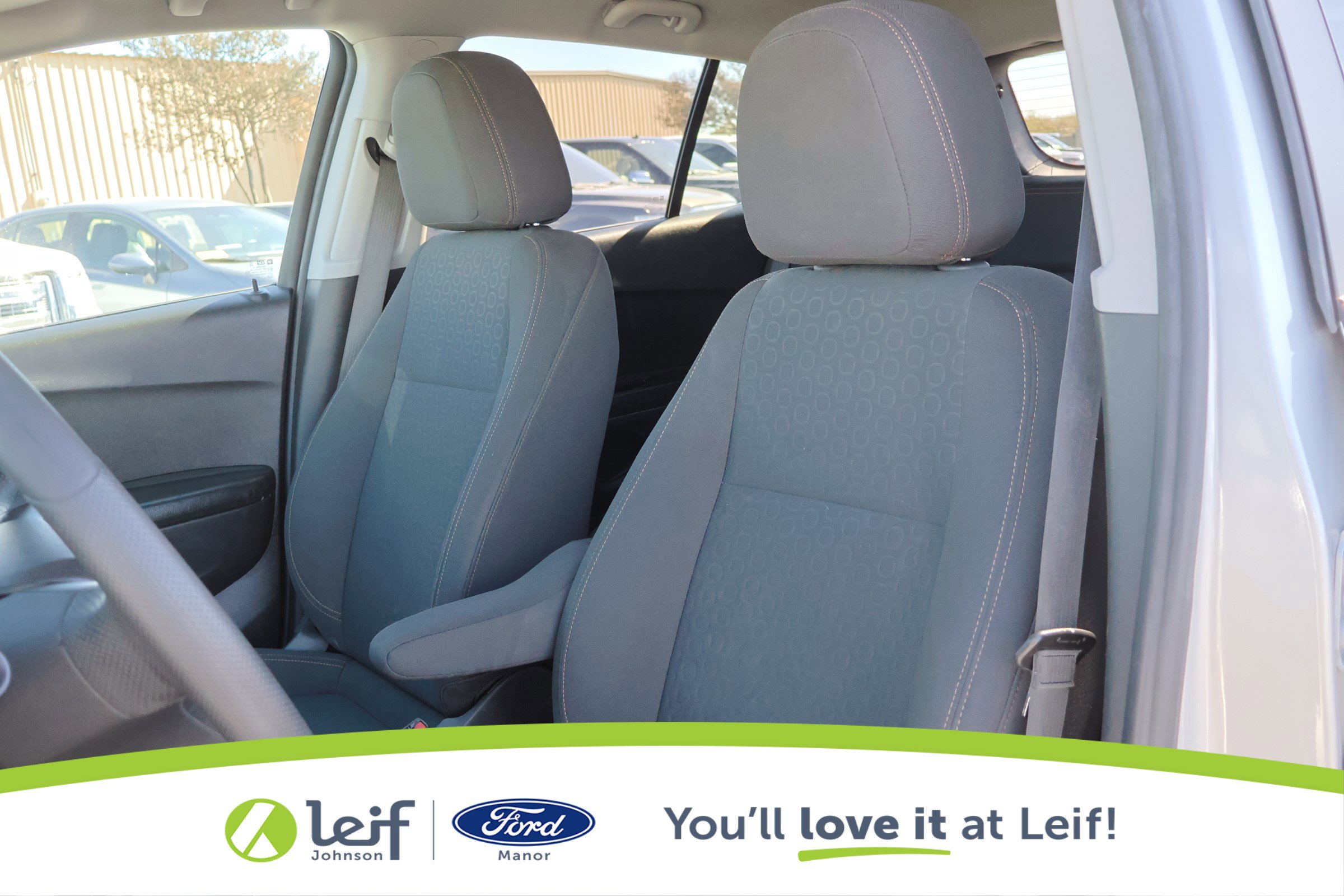 Used 2022 Chevrolet Trax LS w/ Tint and Cruise Package image 12