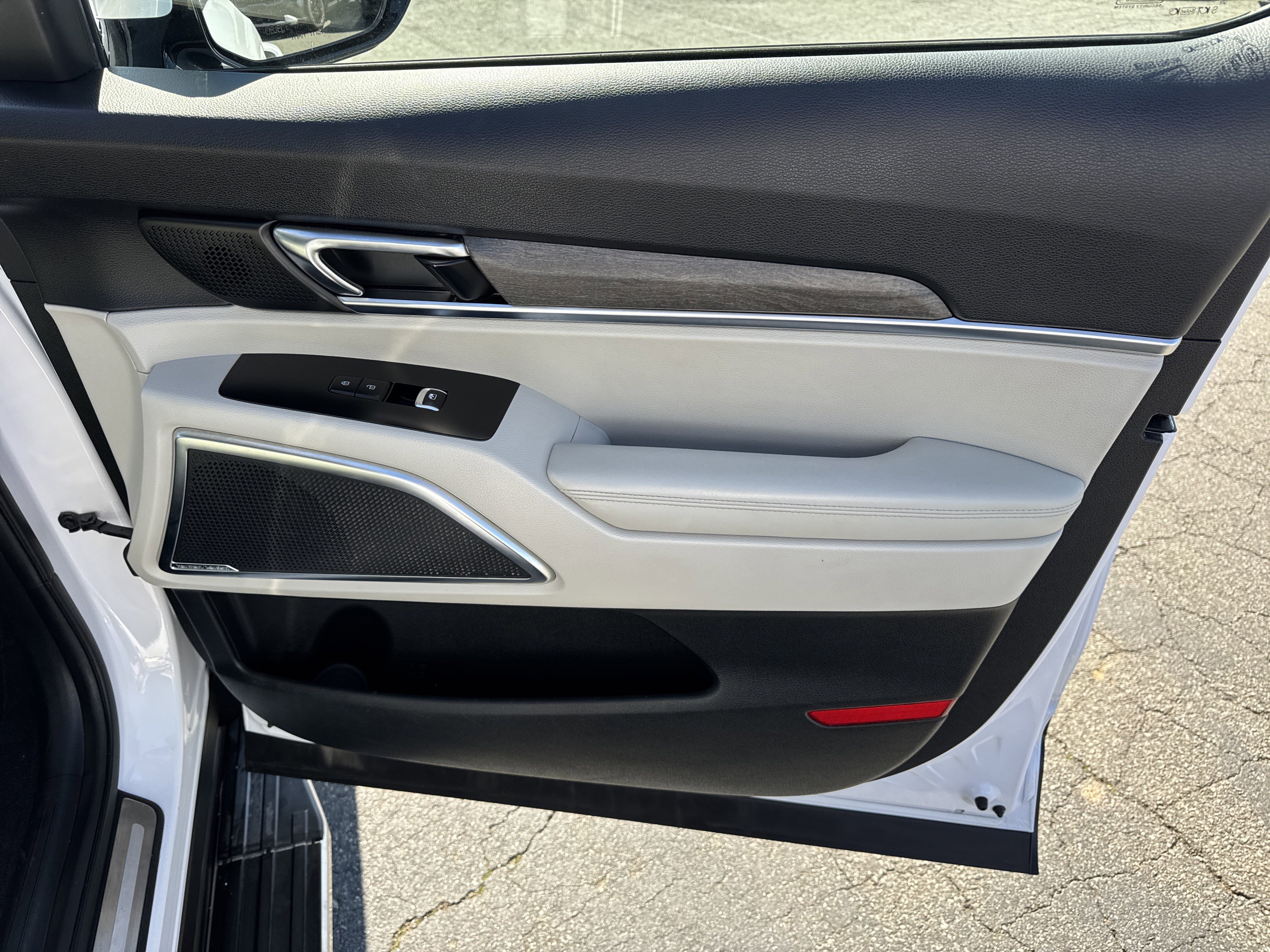 Certified 2022 Kia Telluride SX w/ SX Prestige Package image 14