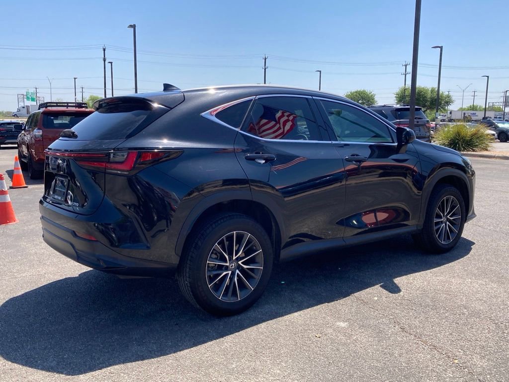 Used 2022 Lexus NX 250 FWD w/ Towing Package (2000 Lbs) image 3