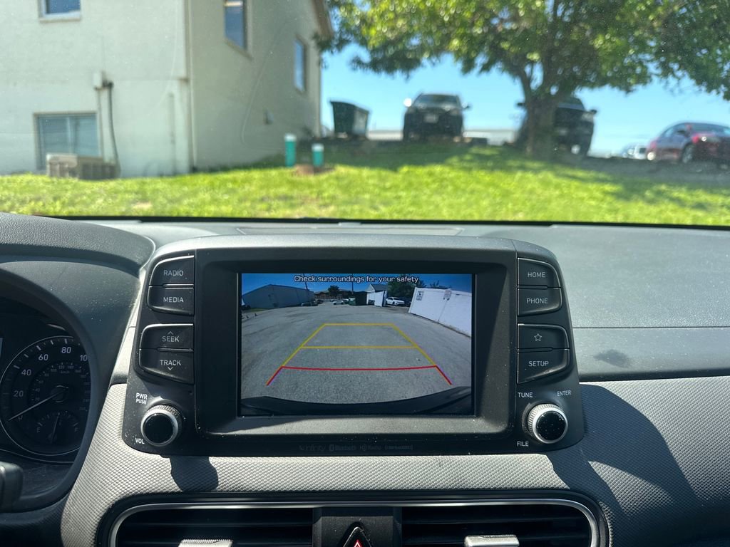Used 2020 Hyundai Kona SEL Plus AWD/4WD image 46