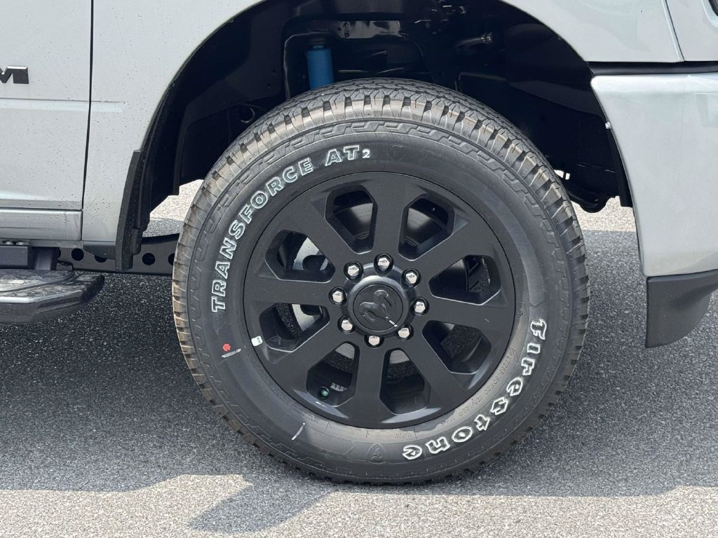 New 2026 RAM 2500 Big Horn AWD/4WD image 11