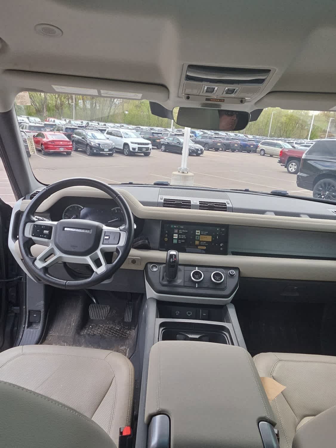 Used 2023 Land Rover Defender 110 SE AWD/4WD image 7