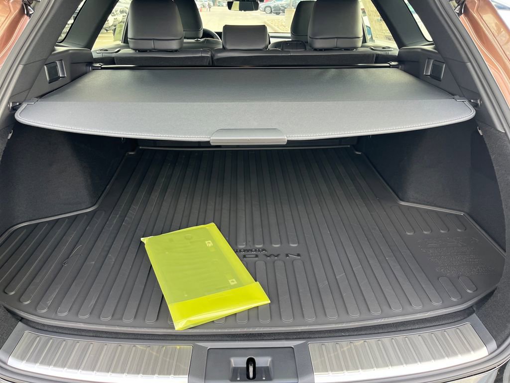 New 2025 Toyota Crown Signia image 23