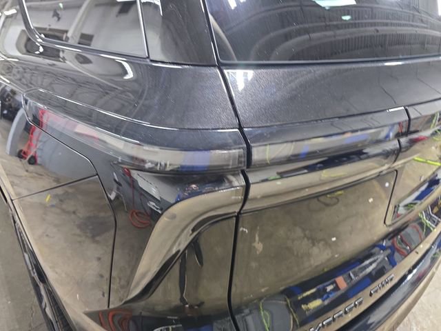 Used 2024 Chevrolet Traverse RS w/ LPO, Floor Liner Package AWD/4WD image 36
