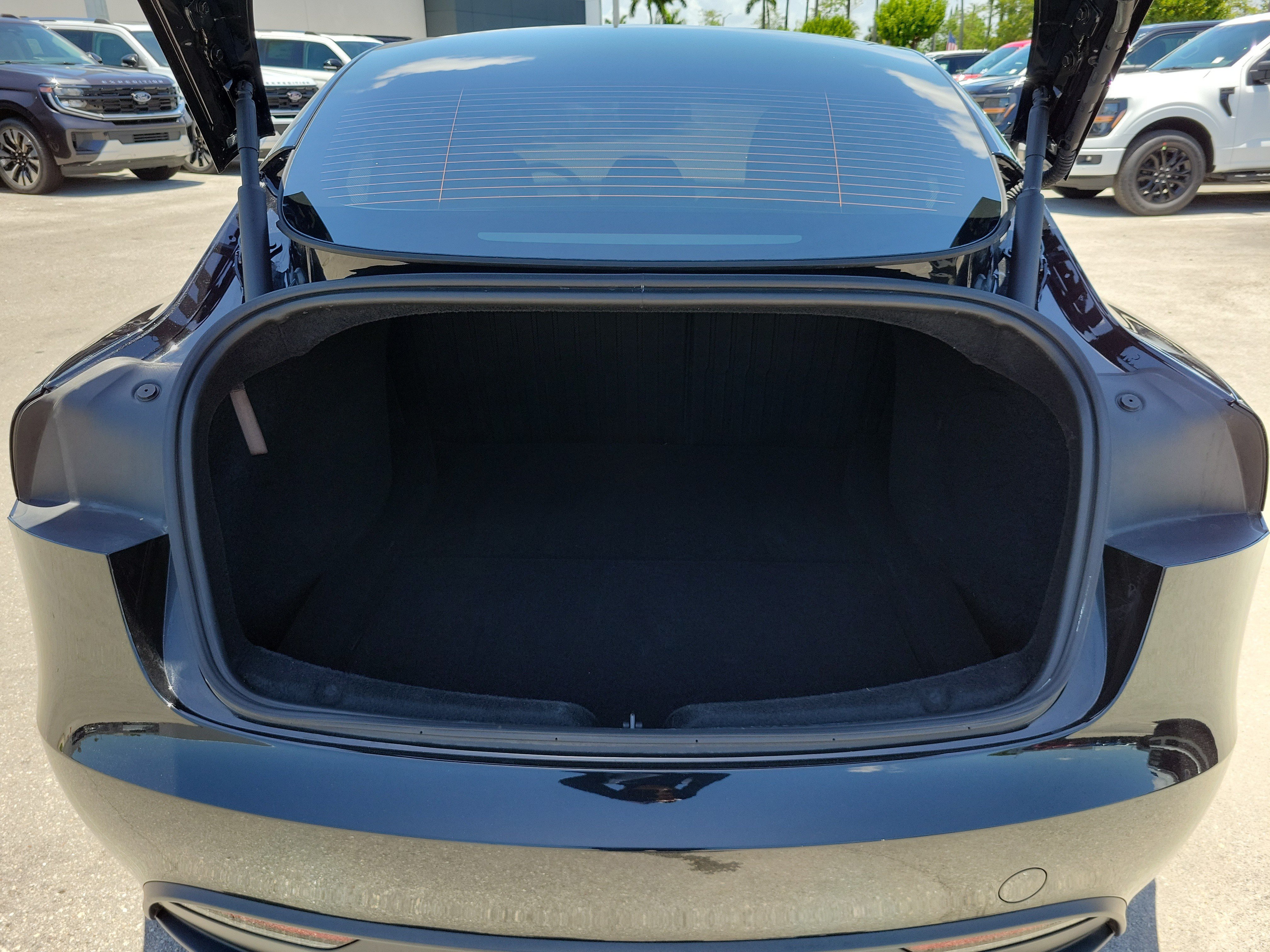 Used 2025 Tesla Model 3 Long Range RWD image 10