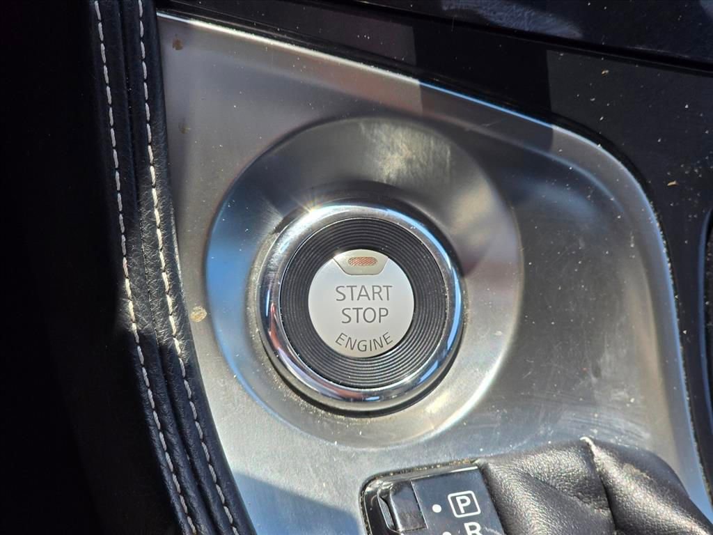 Used 2023 Nissan Maxima SV w/ Floor Mat Group FWD image 16