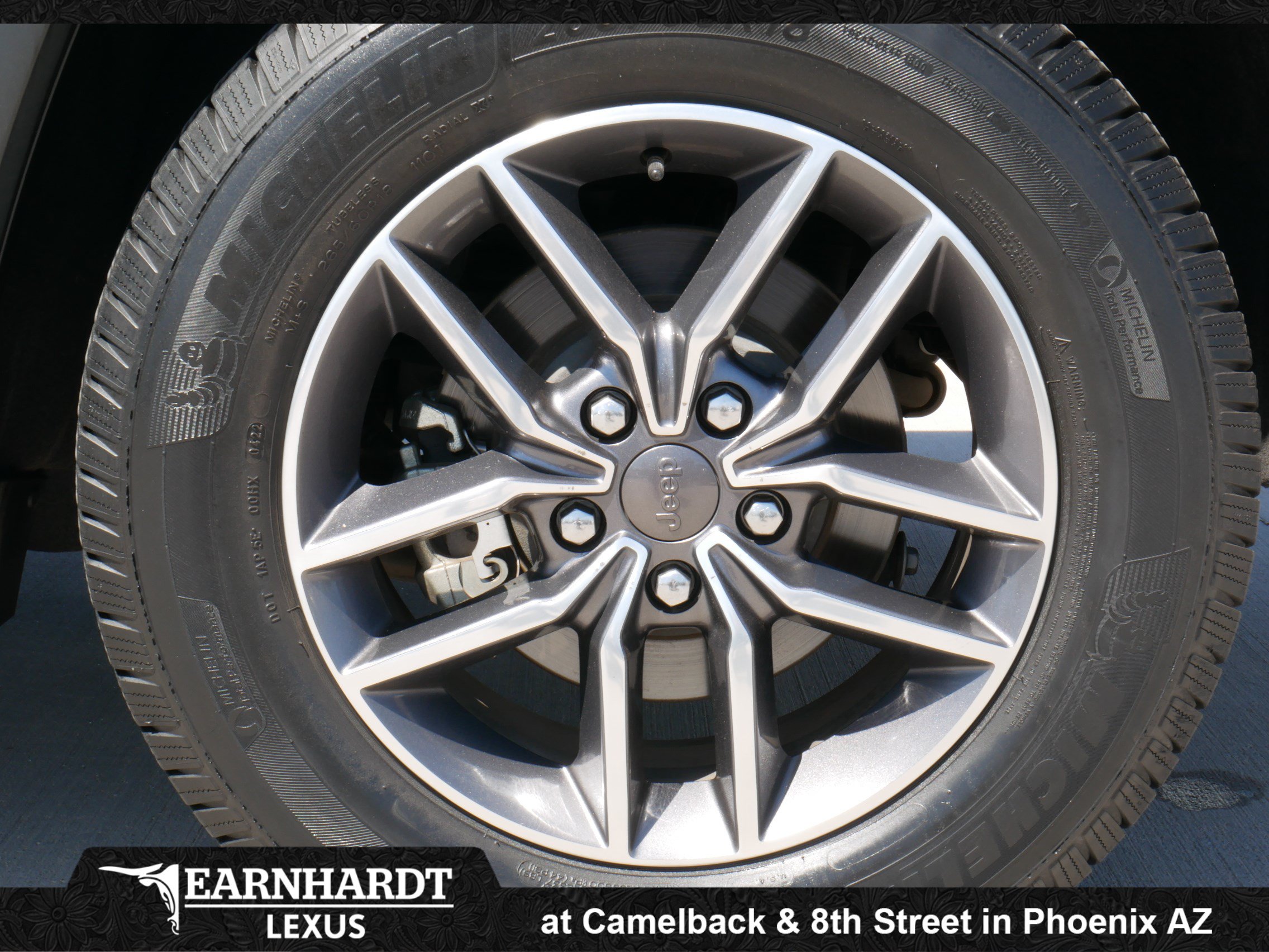 Used 2020 Jeep Grand Cherokee Limited w/ Luxury Group II RWD image 5