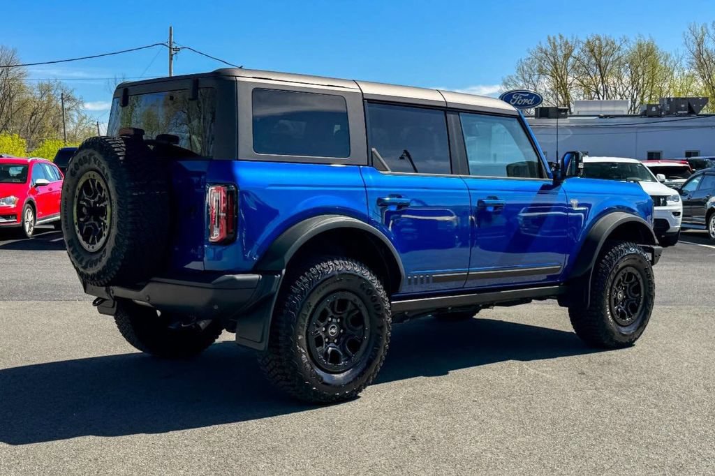 Used 2021 Ford Bronco First Edition AWD/4WD image 3