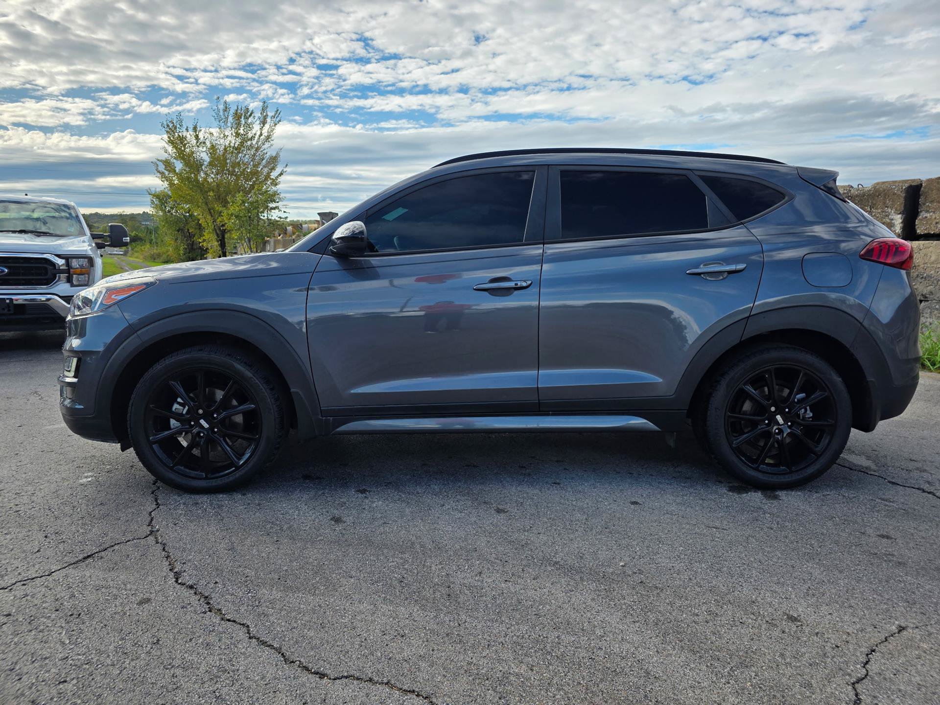 Used 2019 Hyundai Tucson Night FWD image 4