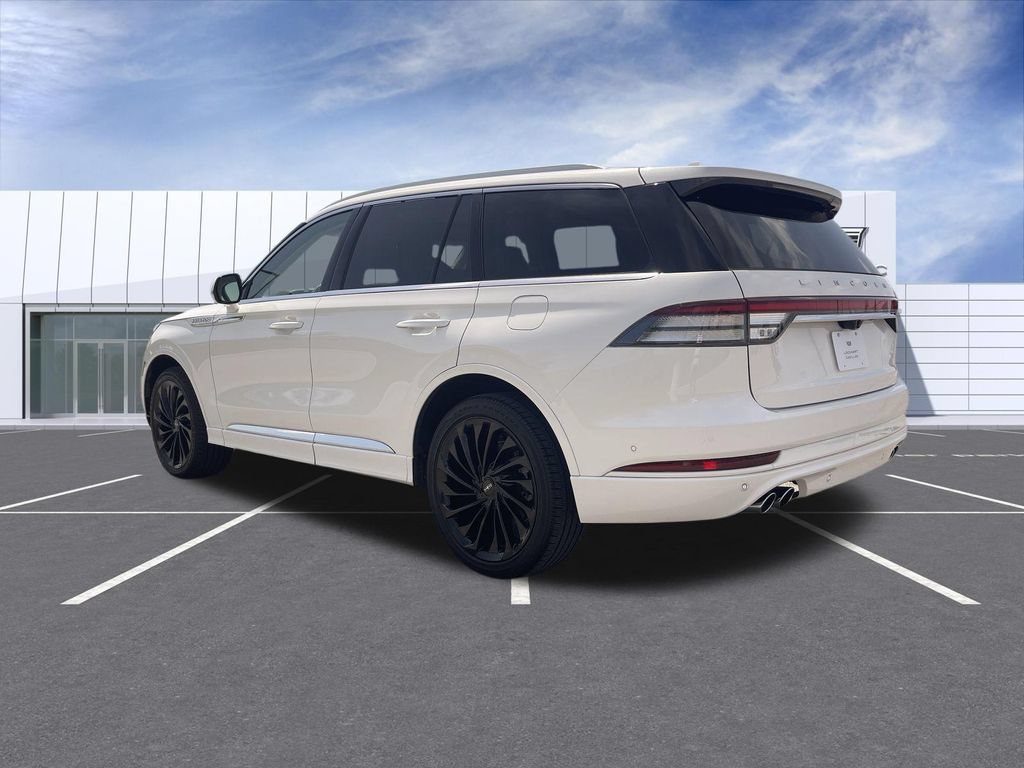 Used 2022 Lincoln Aviator Reserve w/ Equipment Group 201A AWD/4WD image 6