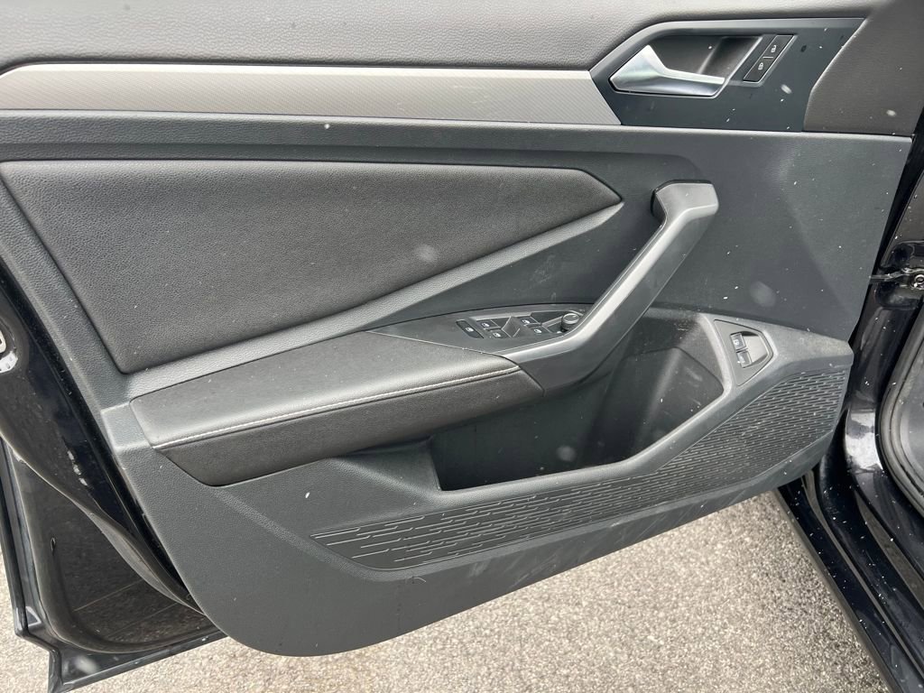 Used 2024 Volkswagen Jetta Sport image 13