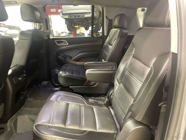 Used 2020 GMC Yukon XL Denali w/ Denali Premium Package AWD/4WD image 23
