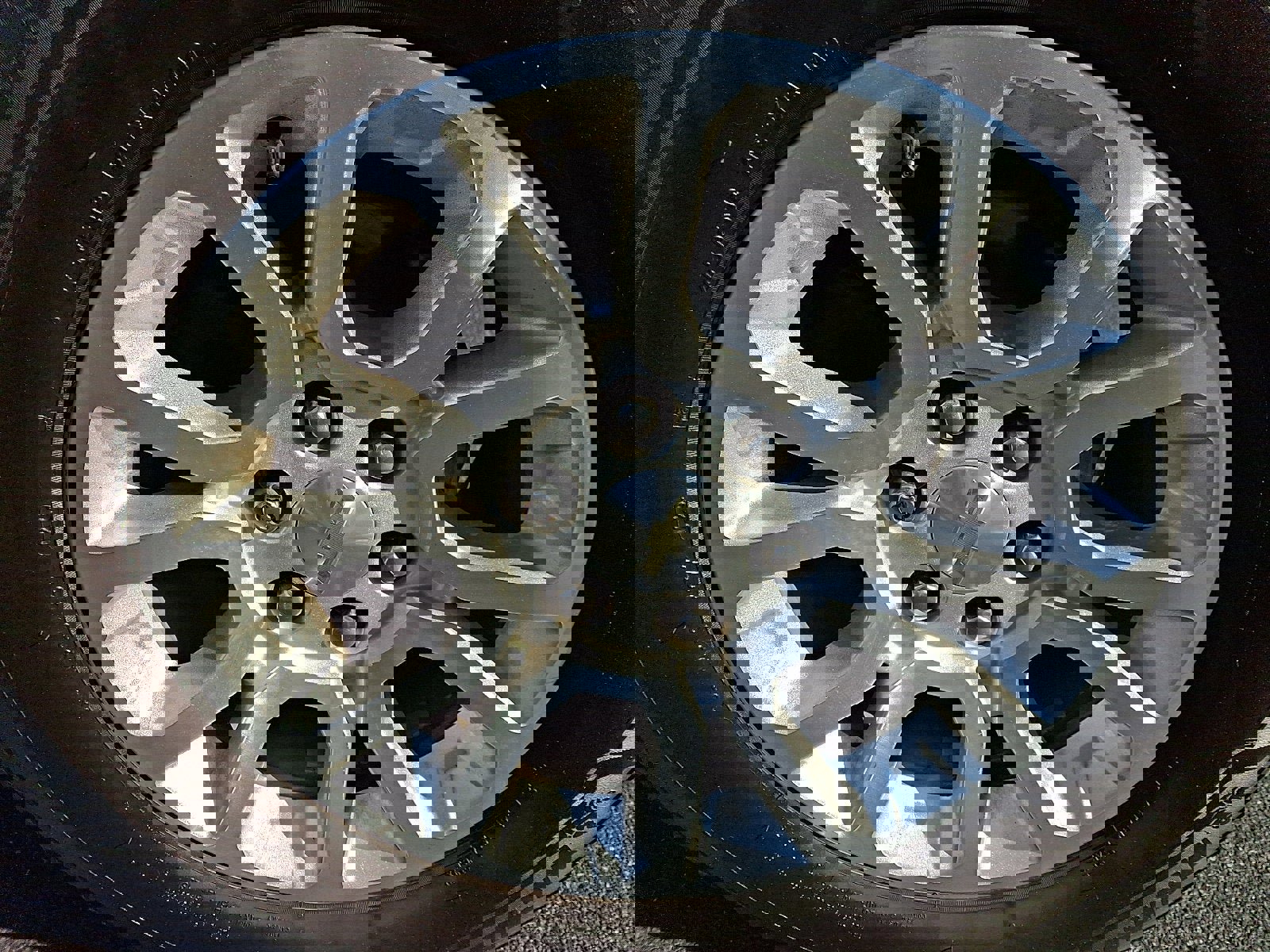 Used 2018 Chevrolet Silverado 1500 LT w/ All Star Edition image 8