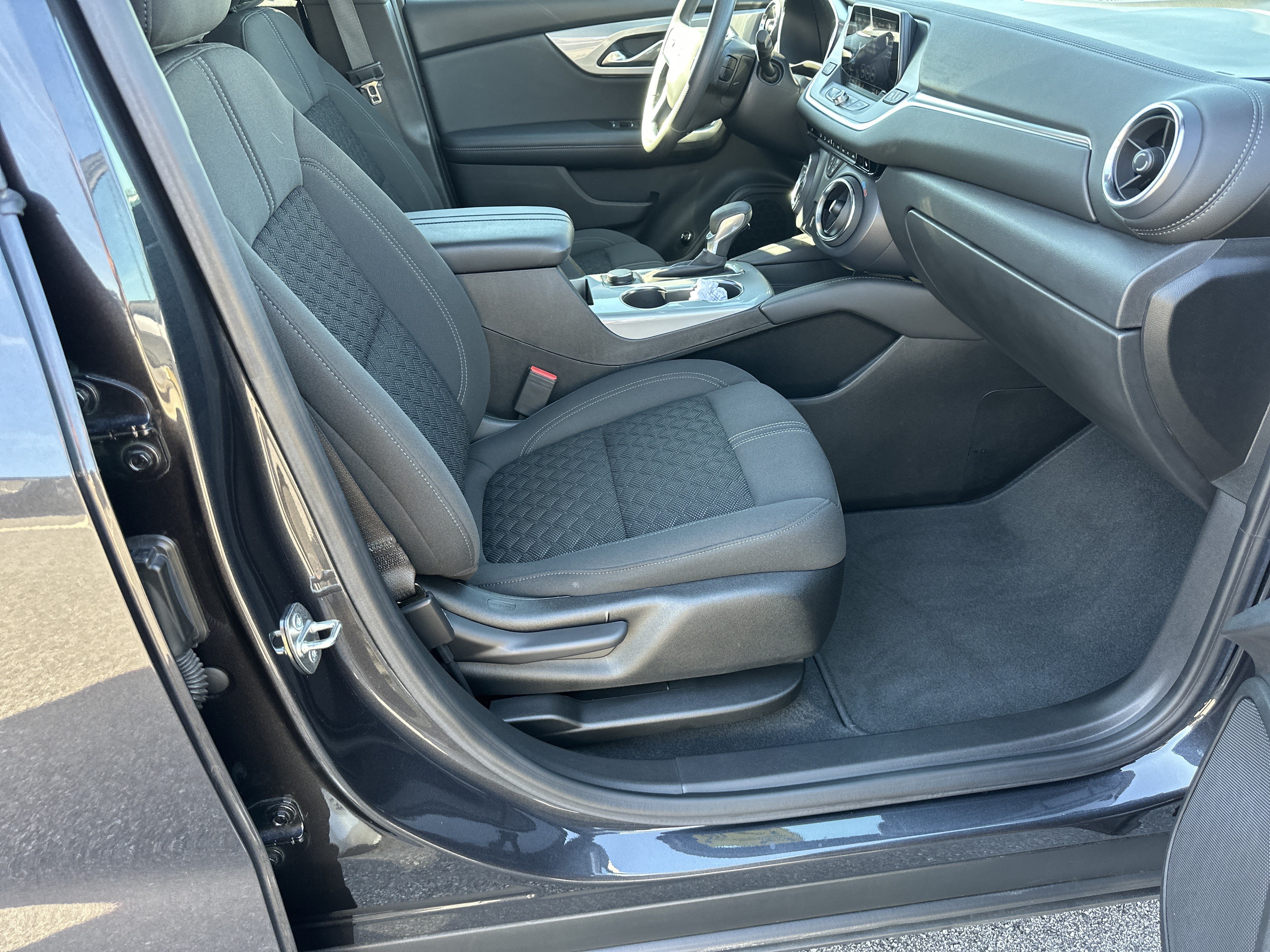 Certified 2022 Chevrolet Blazer LT FWD image 17