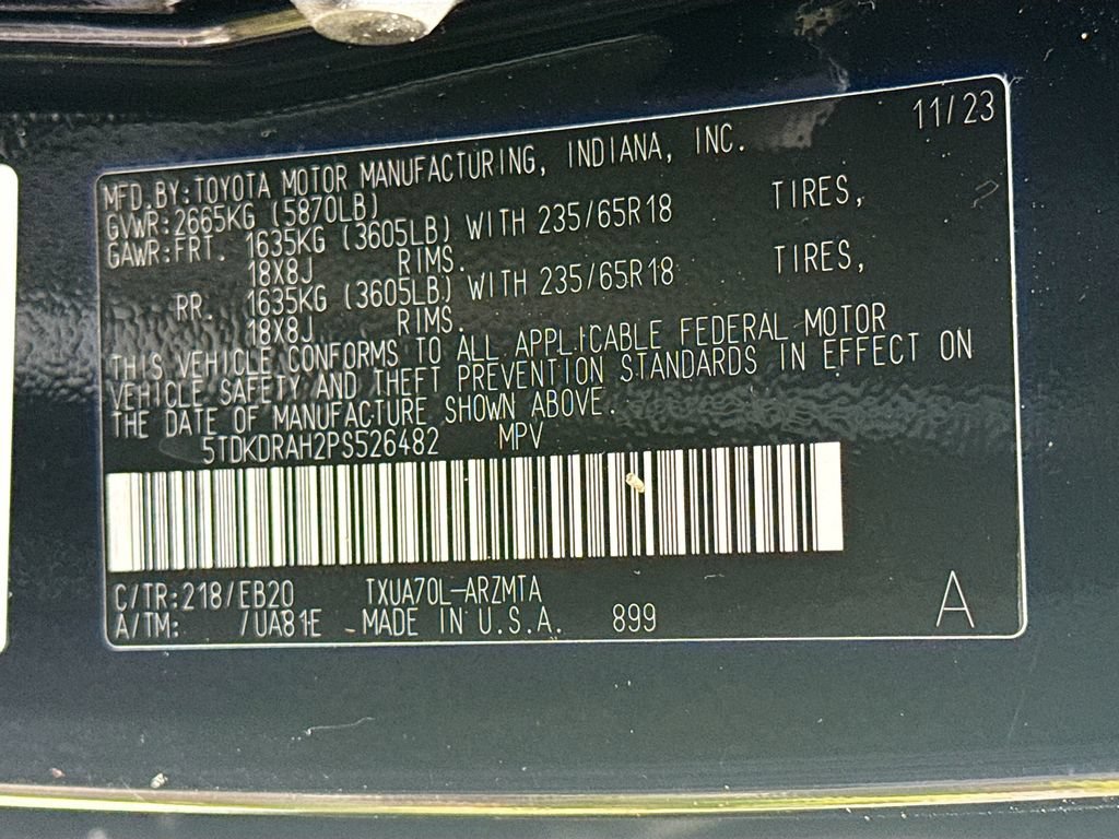 Used 2023 Toyota Highlander XLE FWD image 37