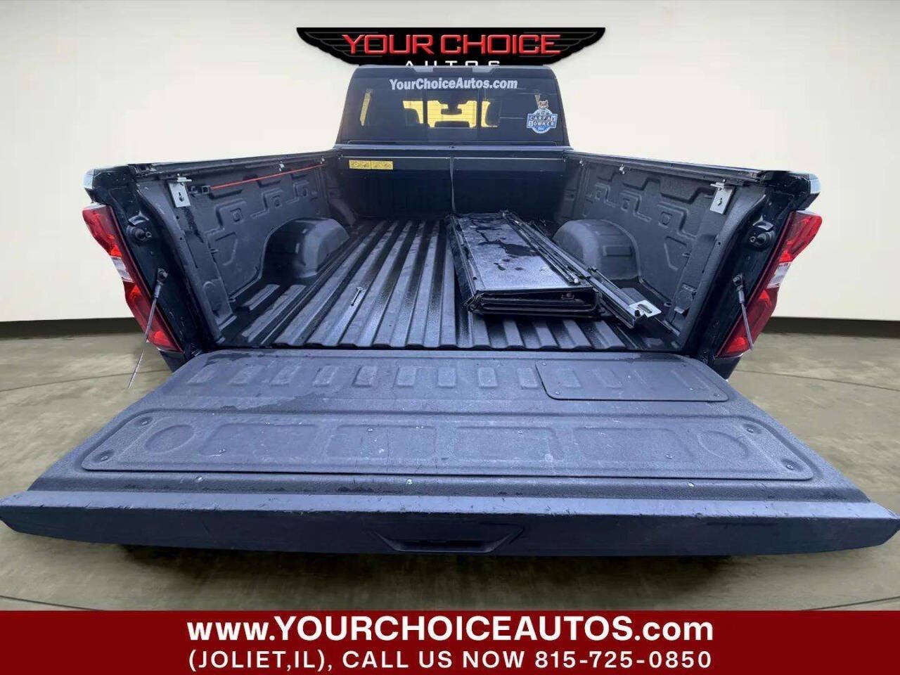 Used 2020 Chevrolet Silverado 2500 LTZ w/ LTZ Plus Package AWD/4WD image 5