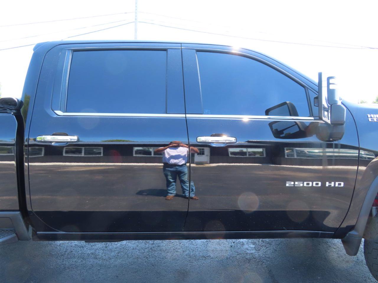 Used 2020 Chevrolet Silverado 2500 High Country w/ Z71 Off-Road Package AWD/4WD image 23