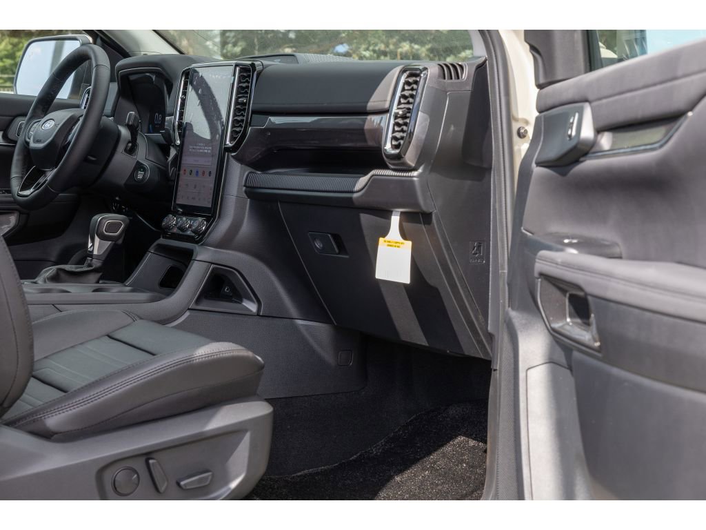 New 2025 Ford Ranger Lariat w/ FX4 Off-Road Package image 10
