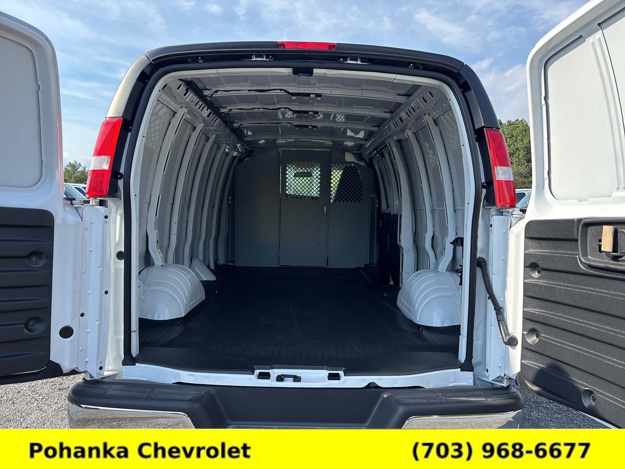 New 2026 Chevrolet Express 2500 Extended w/ Driver Convenience Package RWD image 32
