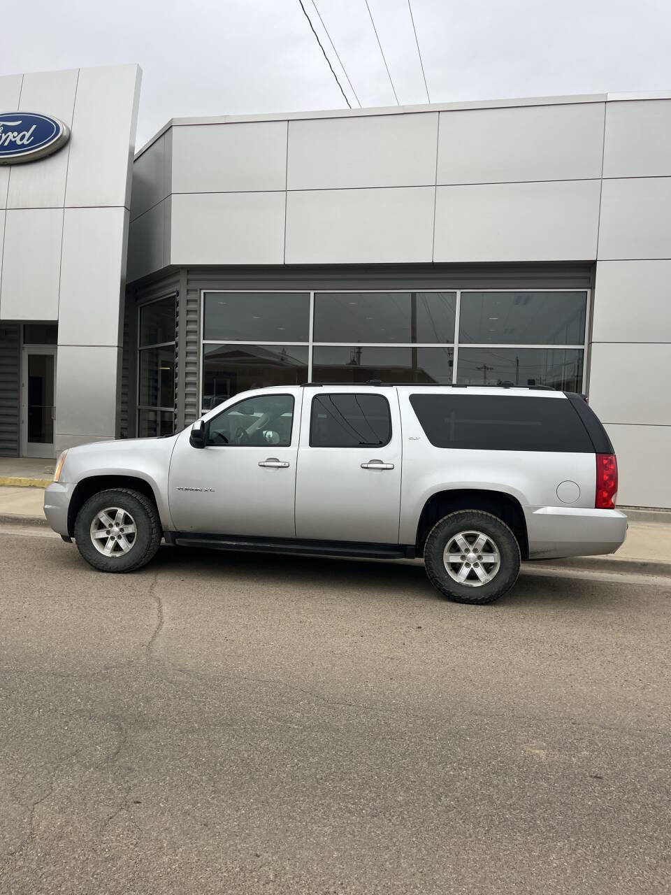 Used 2014 GMC Yukon XL SLT image 14