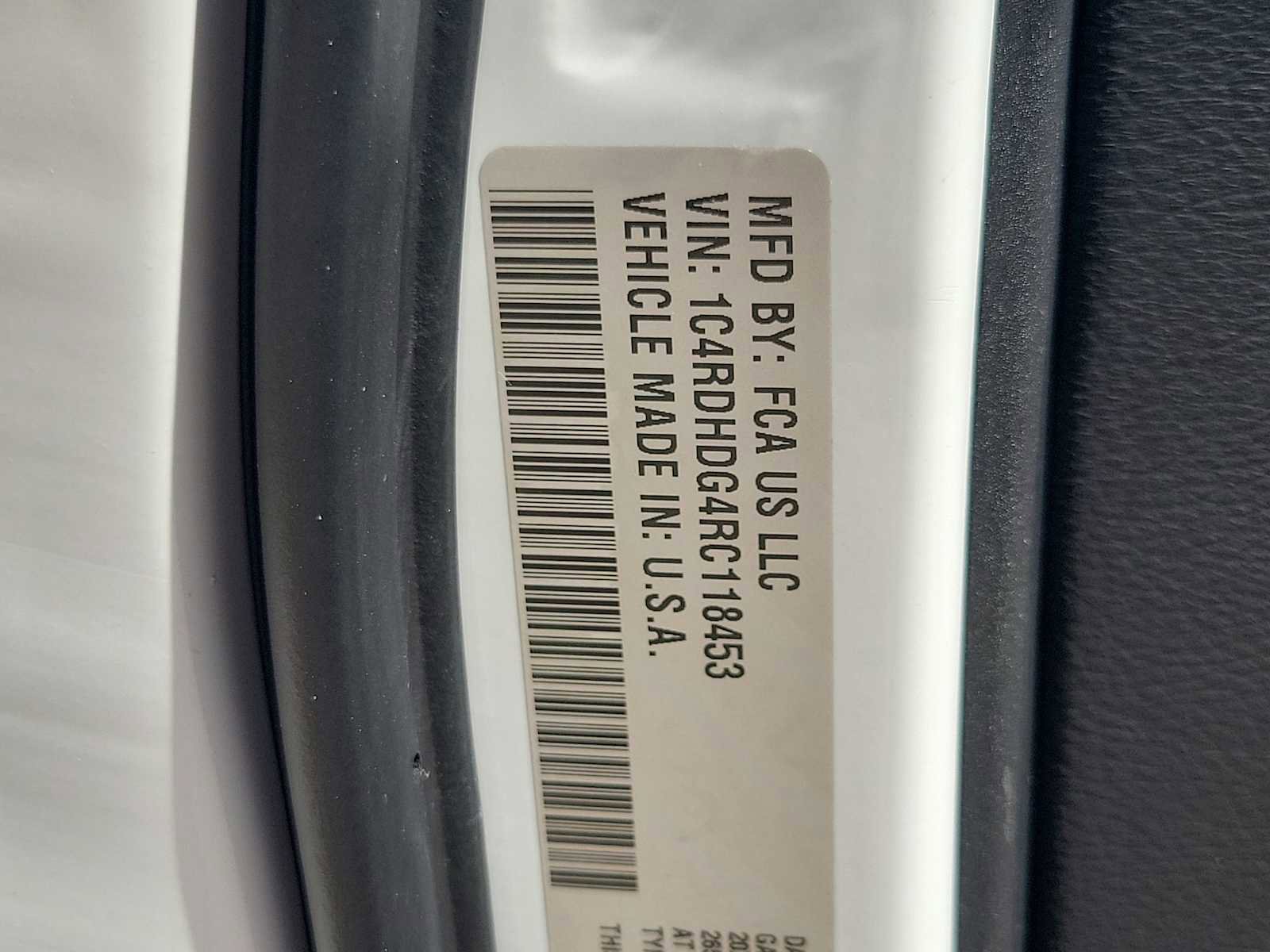 Used 2024 Dodge Durango GT image 25