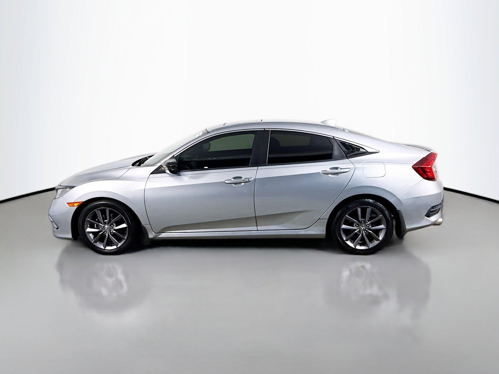 Used 2019 Honda Civic EX-L image 6