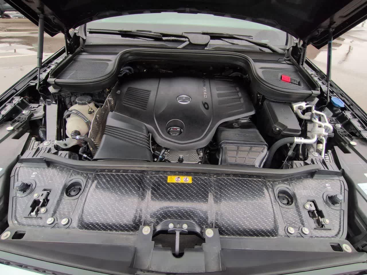 Used 2023 Mercedes-Benz GLS 450 4MATIC image 14